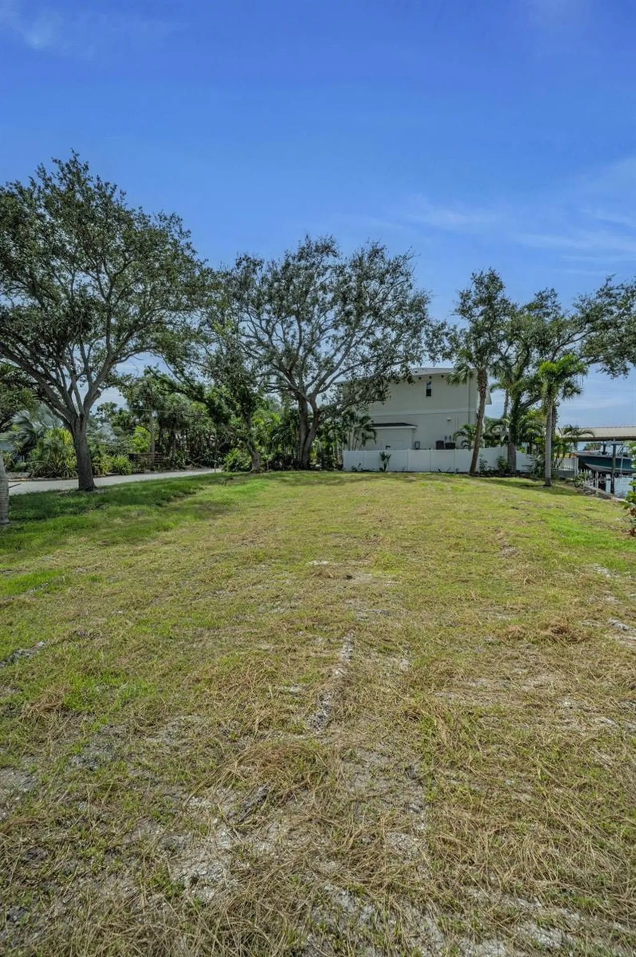 56 Sandpiper Road Tampa FL 33609