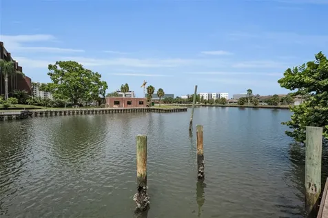 56 Sandpiper Road Tampa FL 33609