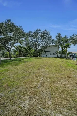 56 Sandpiper Road Tampa FL 33609