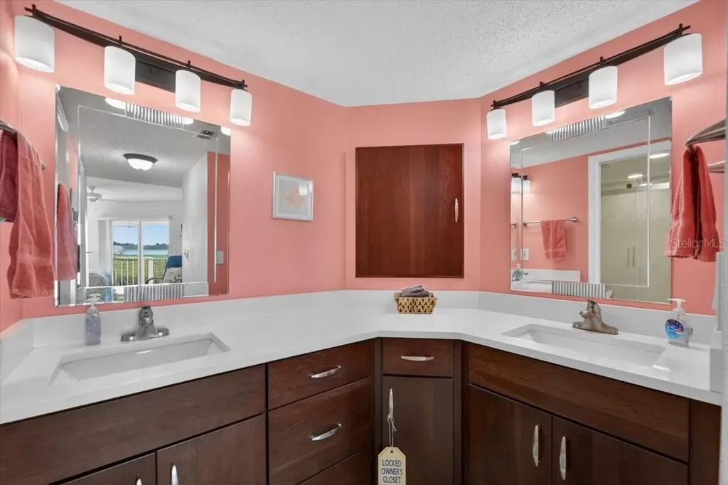 1343 Perico Point Circle Bradenton FL 34209