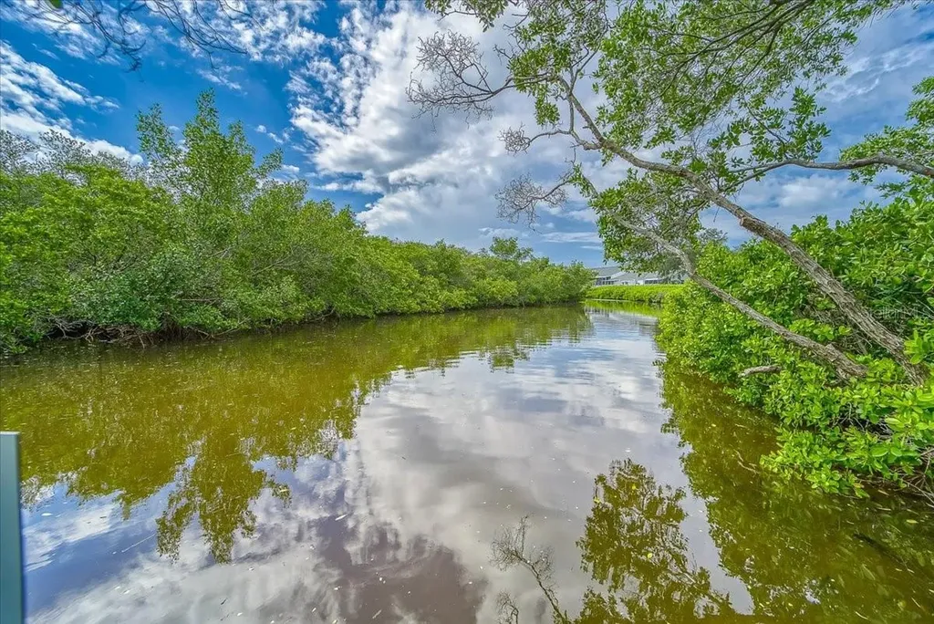 1343 Perico Point Circle Bradenton FL 34209