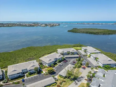 1343 Perico Point Circle Bradenton FL 34209