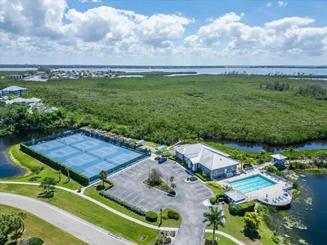 1343 Perico Point Circle Bradenton FL 34209