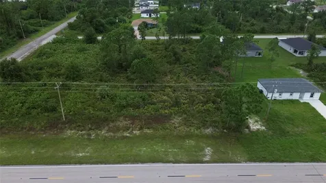 464 Columbus Boulevard Lehigh Acres FL 33974
