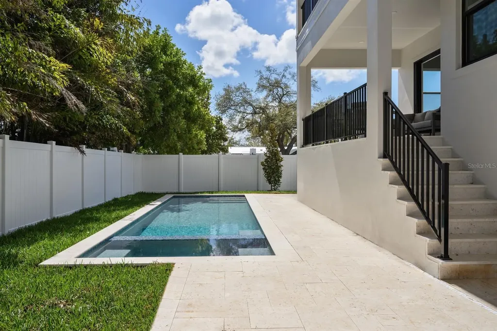 3626 S Belcher Drive Tampa FL 33629