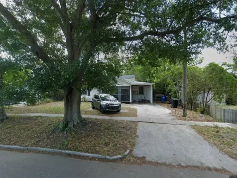 902 32nd Street N St Petersburg FL 33713
