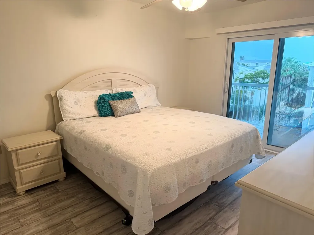 1480 Gulf Boulevard Englewood FL 34223