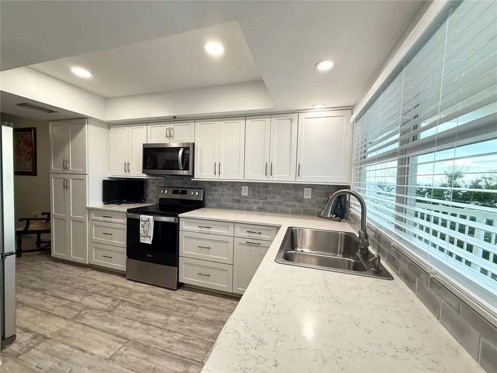 1480 Gulf Boulevard Englewood FL 34223