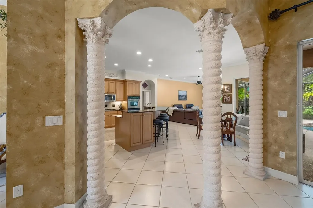 3711 Eagle Hammock Drive Sarasota FL 34240