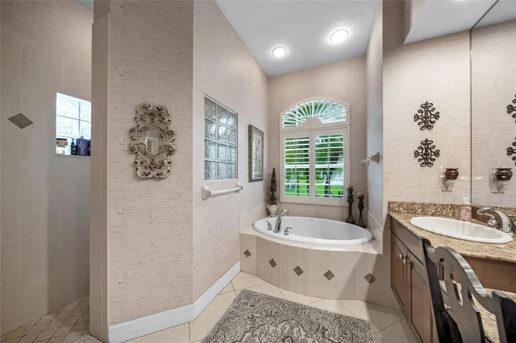 3711 Eagle Hammock Drive Sarasota FL 34240