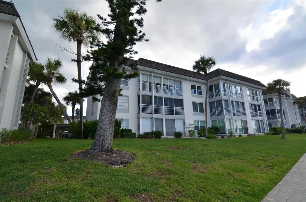 4420 Exeter Drive Longboat Key FL 34228