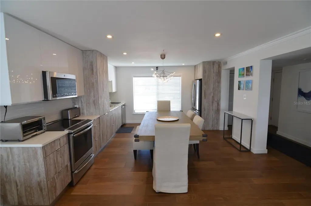 4420 Exeter Drive Longboat Key FL 34228