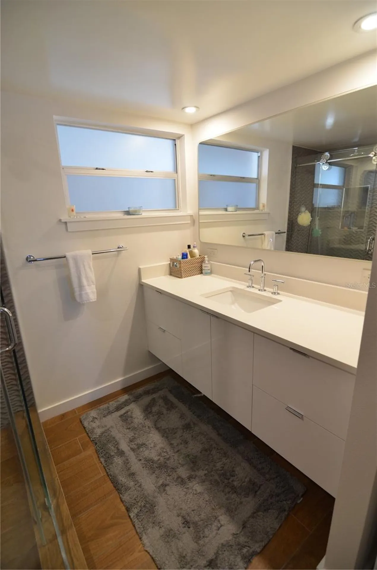 4420 Exeter Drive Longboat Key FL 34228