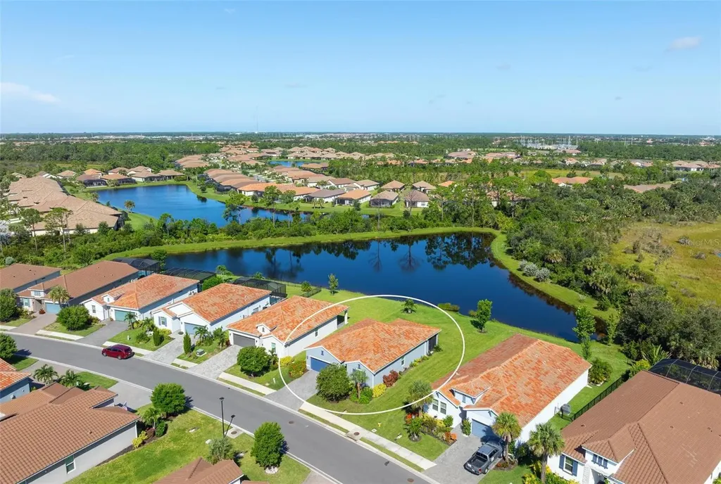 333 Daylily Boulevard Nokomis FL 34275