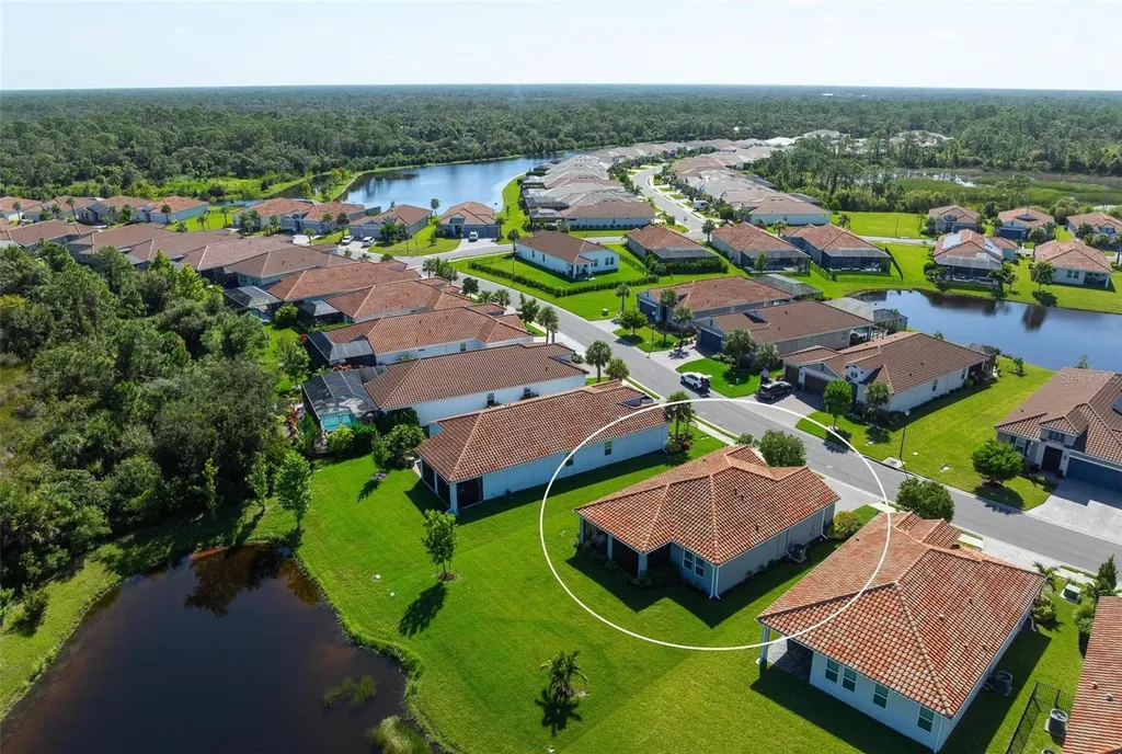 333 Daylily Boulevard Nokomis FL 34275