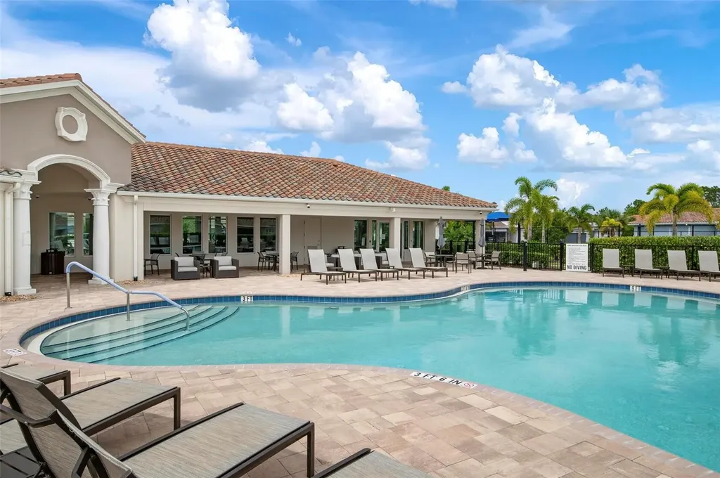 333 Daylily Boulevard Nokomis FL 34275