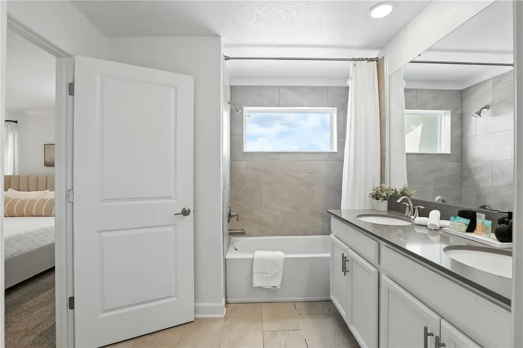 1156 Kingsbarn Street Davenport FL 33896