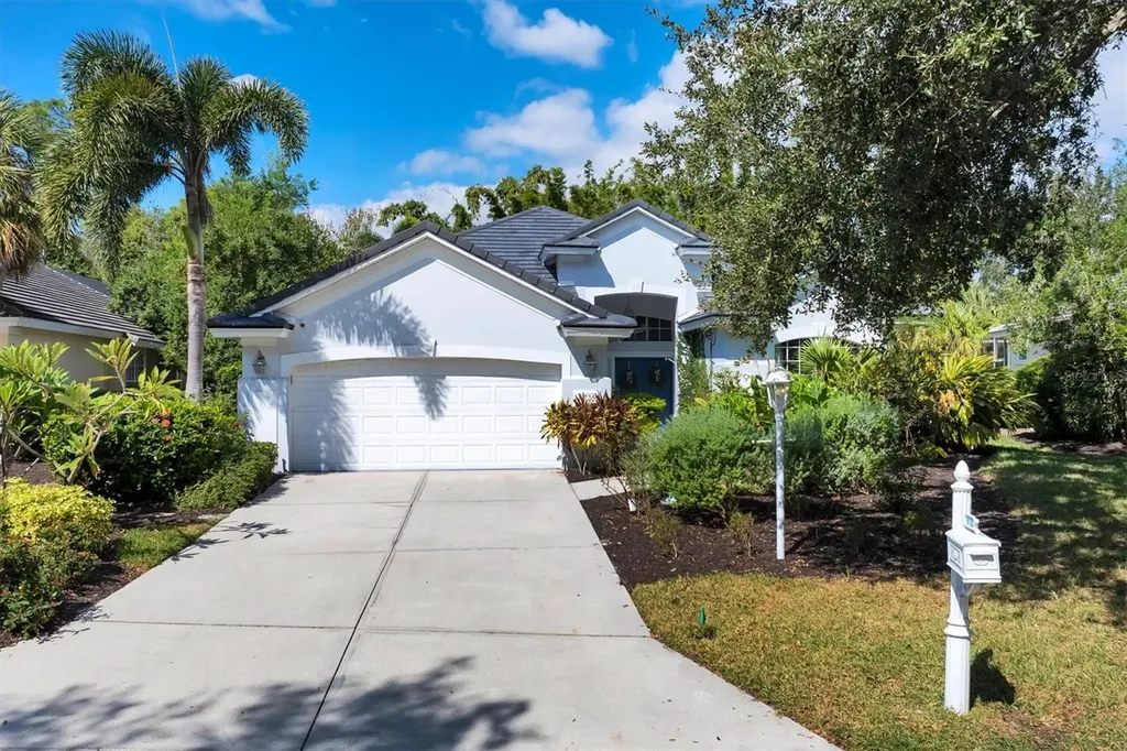 6725 Virginia Crossing University Park FL 34201