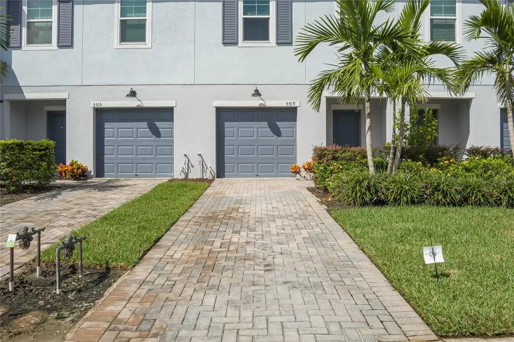 5519 Tripoli Drive Palmetto FL 34221