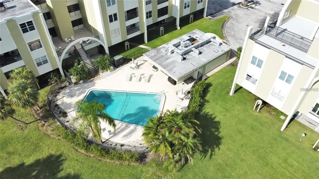 4681 1st Street NE St Petersburg FL 33703