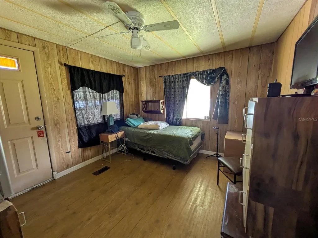 2751 Burrows Avenue Kissimmee FL 34744