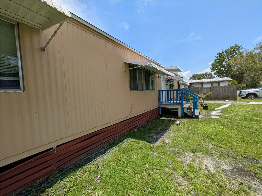 2751 Burrows Avenue Kissimmee FL 34744