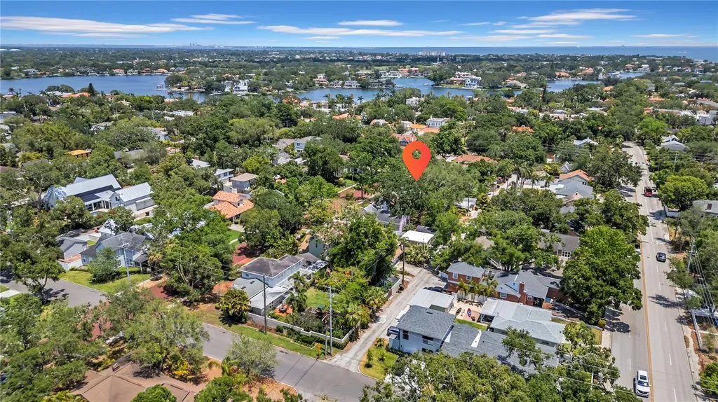 150 23rd Avenue N St Petersburg FL 33704