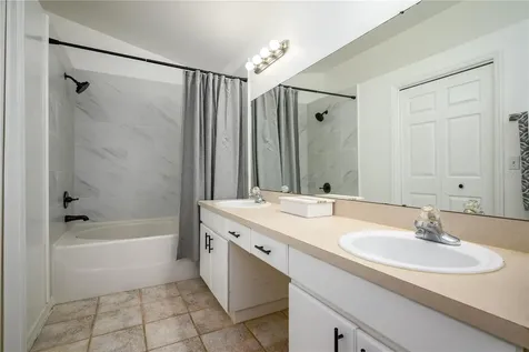 31308 Wrencrest Drive Wesley Chapel FL 33543