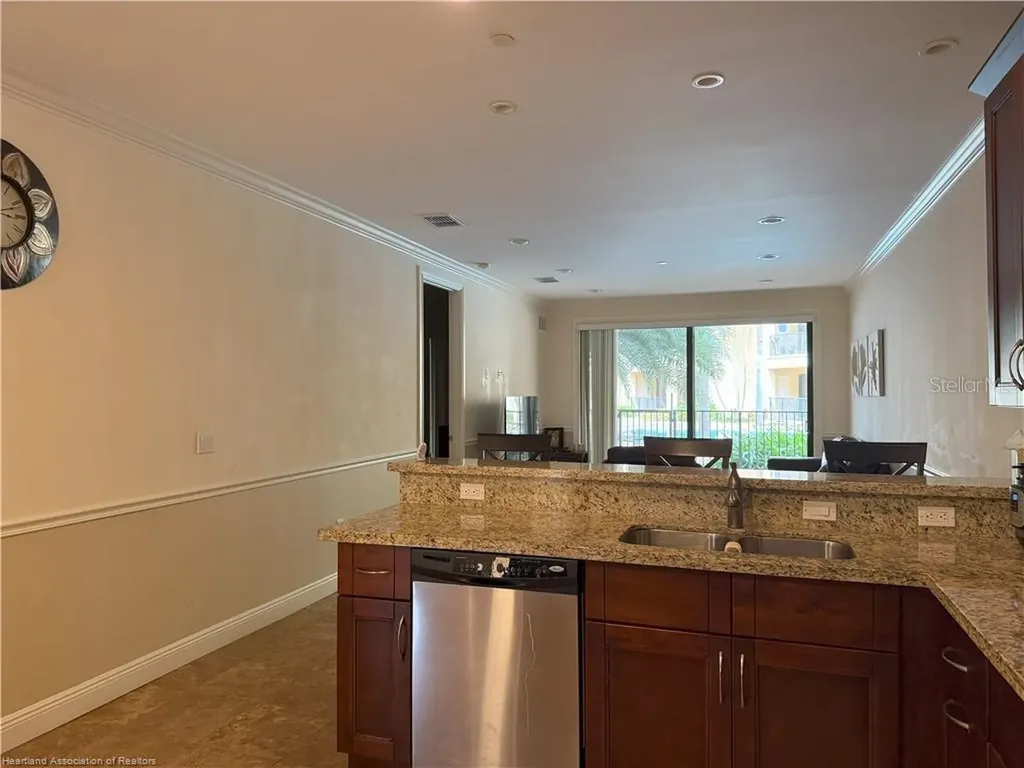 2351 Lakeview Drive Sebring FL 33870