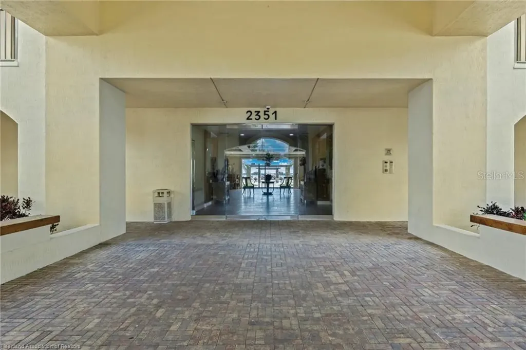 2351 Lakeview Drive Sebring FL 33870