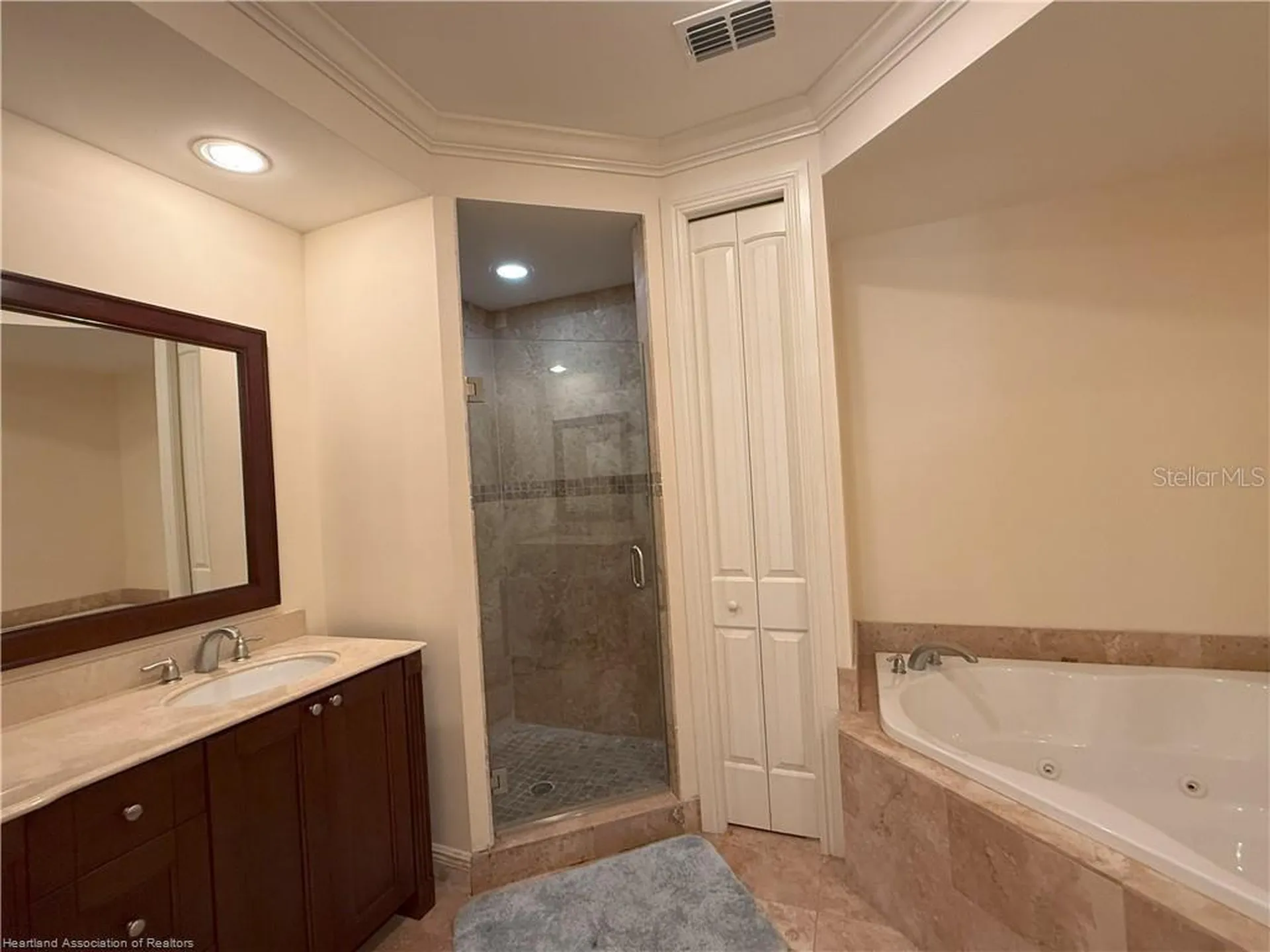 2351 Lakeview Drive Sebring FL 33870