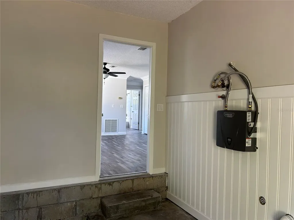 24024 Deer Road Astor FL 32102