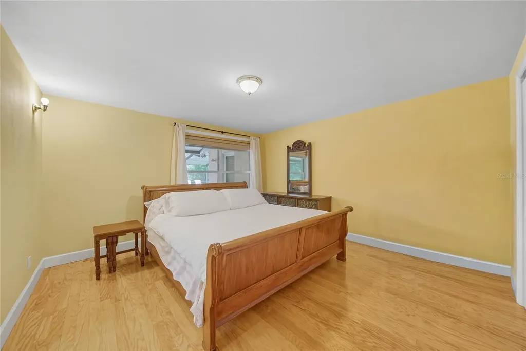 15507 N Himes Avenue Tampa FL 33618