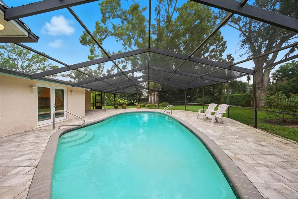 15507 N Himes Avenue Tampa FL 33618