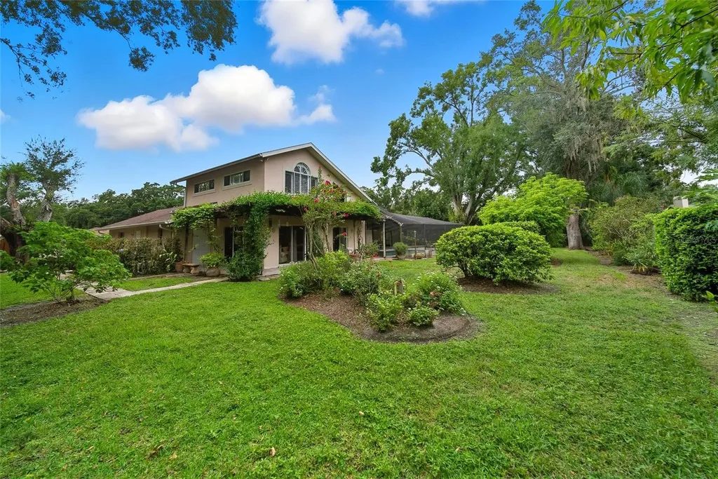 15507 N Himes Avenue Tampa FL 33618