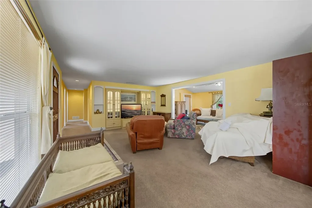 15507 N Himes Avenue Tampa FL 33618