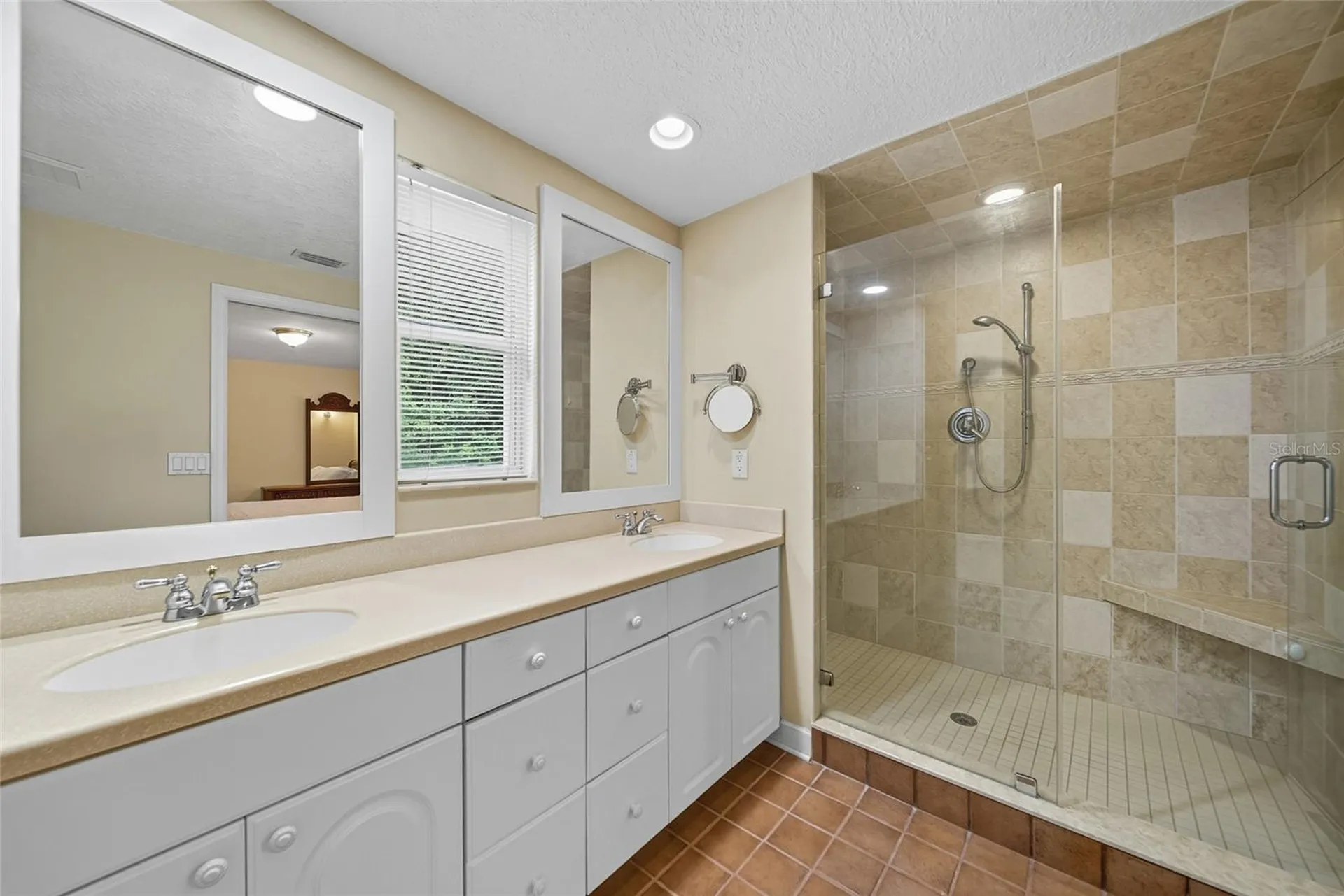 15507 N Himes Avenue Tampa FL 33618