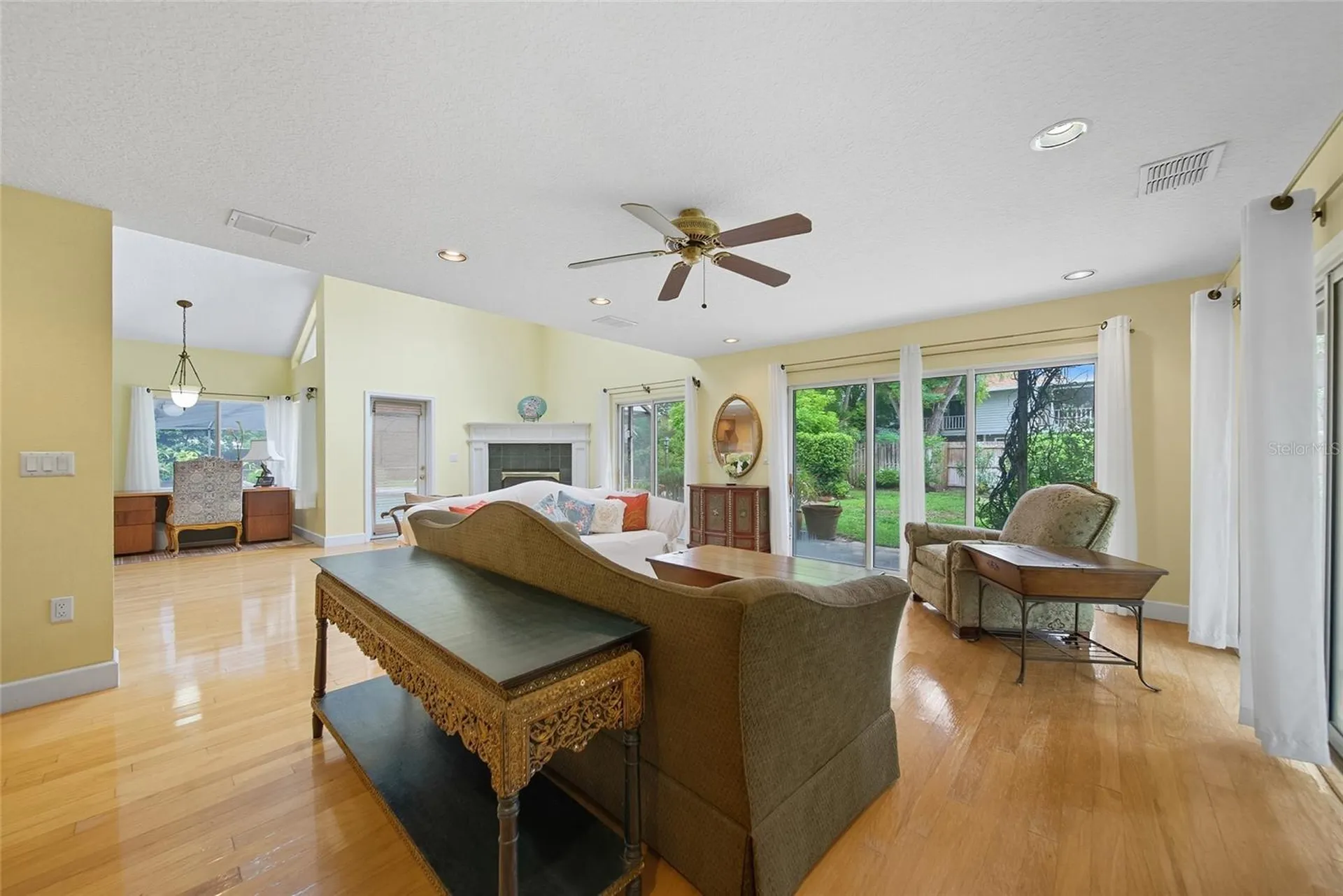 15507 N Himes Avenue Tampa FL 33618