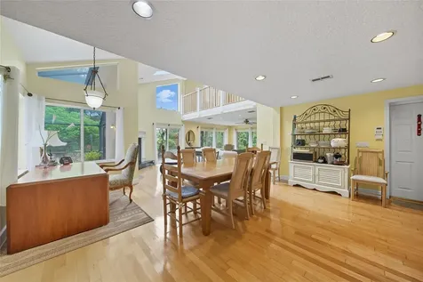15507 N Himes Avenue Tampa FL 33618