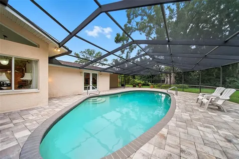15507 N Himes Avenue Tampa FL 33618
