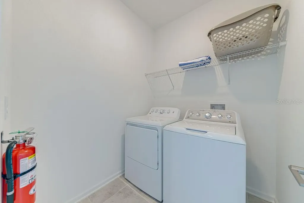 9327 Sommerset Hills Drive Davenport FL 33896