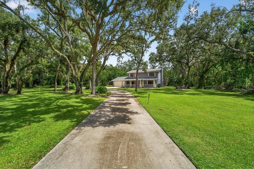 6512 93rd Street E Bradenton FL 34202