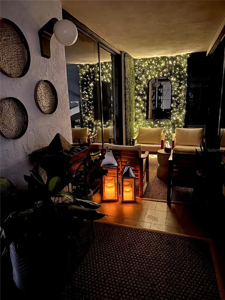 707 S Gulfstream Avenue Sarasota FL 34236