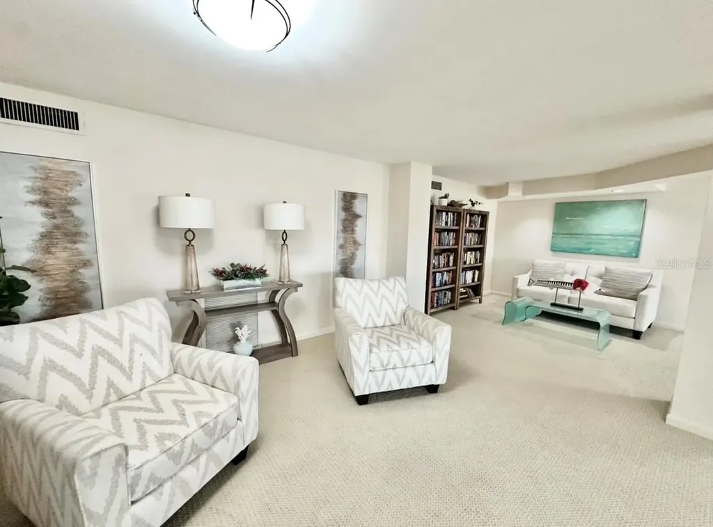 707 S Gulfstream Avenue Sarasota FL 34236