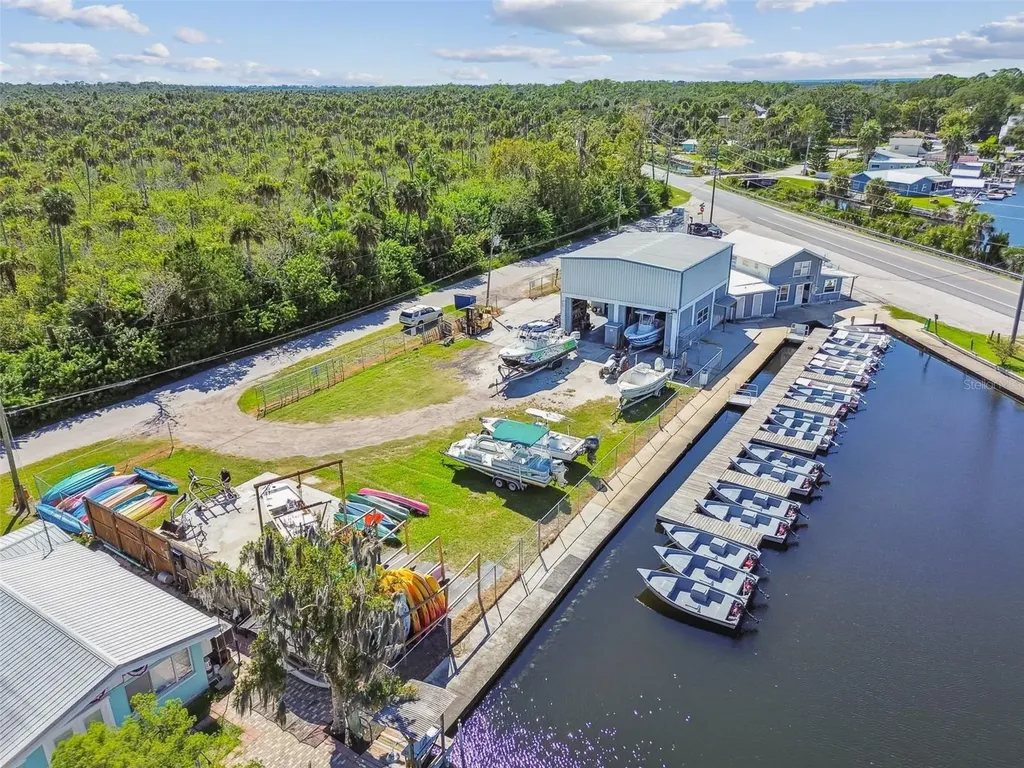 7154 Shoal Line Boulevard Weeki Wachee FL 34607