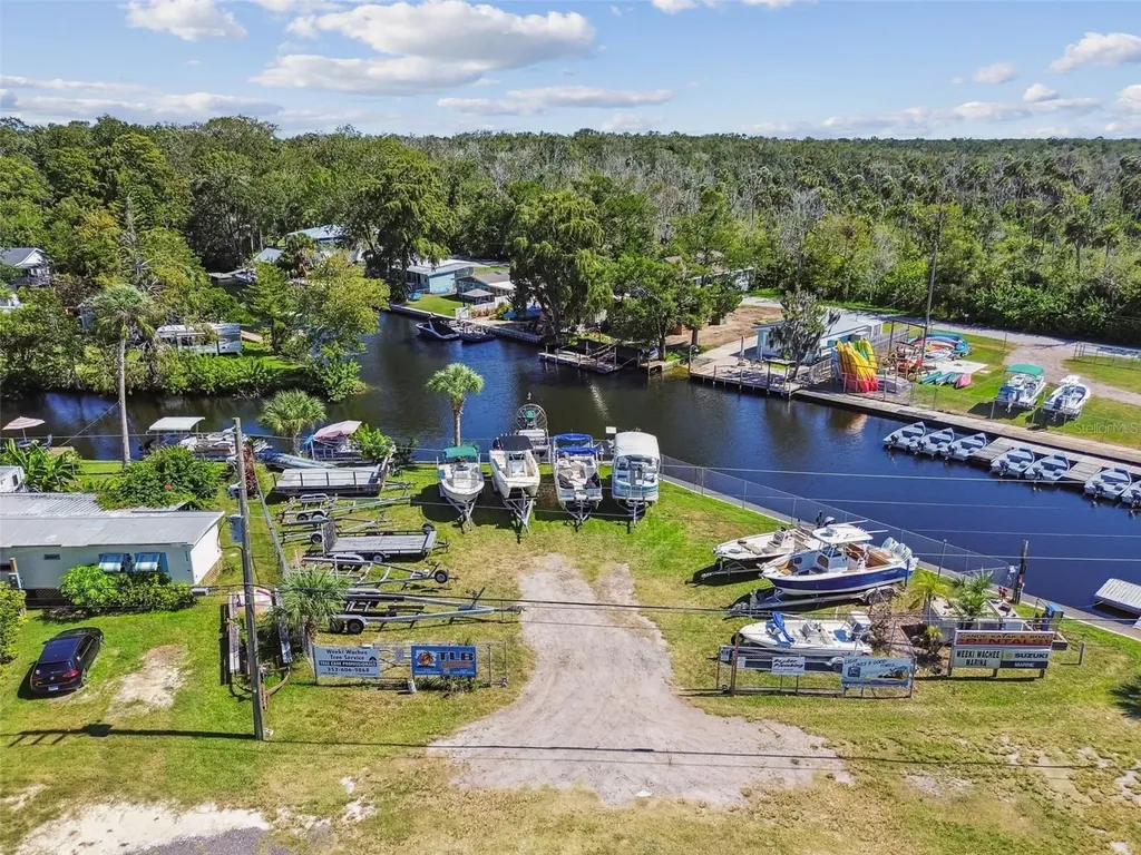 7154 Shoal Line Boulevard Weeki Wachee FL 34607