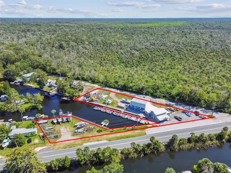7154 Shoal Line Boulevard Weeki Wachee FL 34607