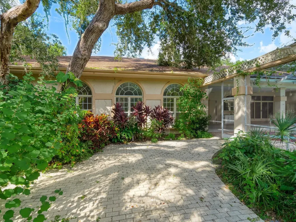 4626 Hadfield Drive Sarasota FL 34235
