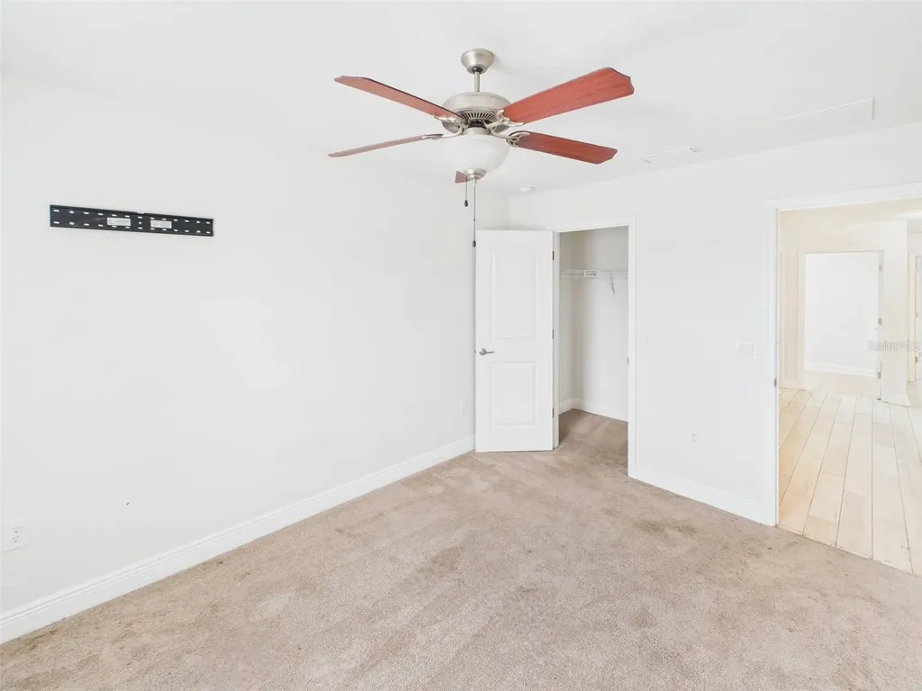 14211 Edinburgh Moor Drive Wimauma FL 33598