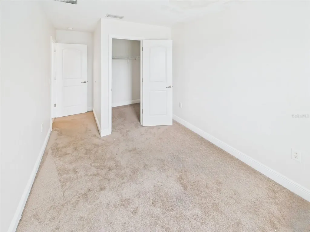 14211 Edinburgh Moor Drive Wimauma FL 33598
